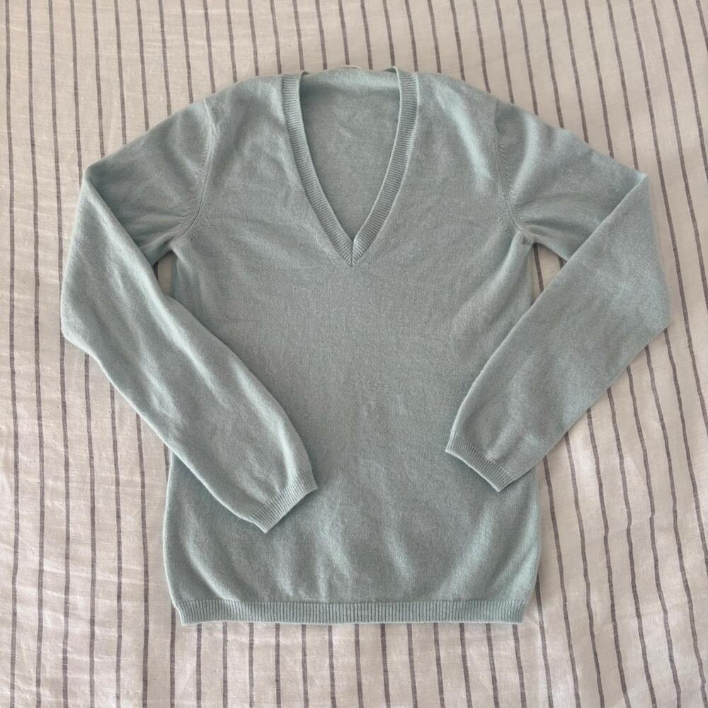 Malo 100% cashmere sweater